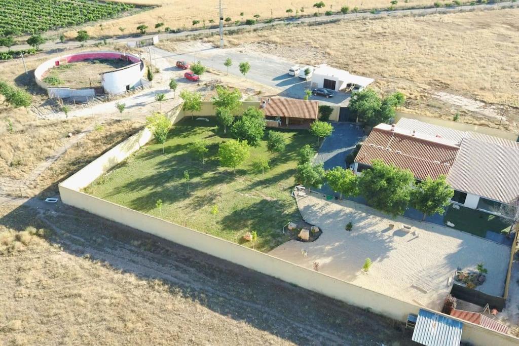 Finca La Caprichosa De Dancos Lillo Exteriér fotografie
